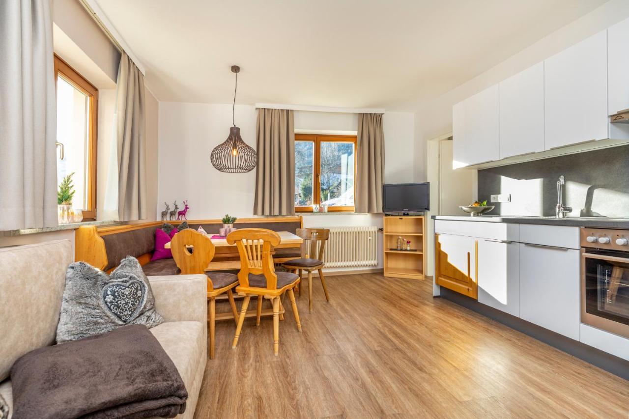 Herzerl-Chalet Appartements Flachau Exteriér fotografie
